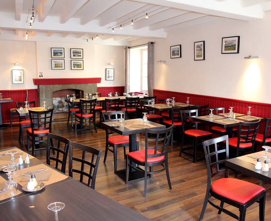 Restaurant Les Arcades - Hôtel Les Roches - Hotel restaurant Saint Flour - Restaurant aligot Saint Flour